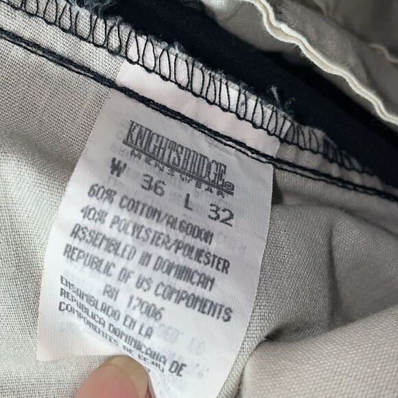 Knightsbridge men’s pants
Size W36 X L32
Made in the Dominican Republic - Picture 7 of 7